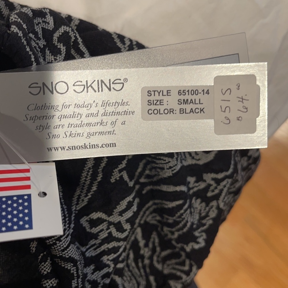 NWT SNO Skins skirt size SM - Picture 4 of 5